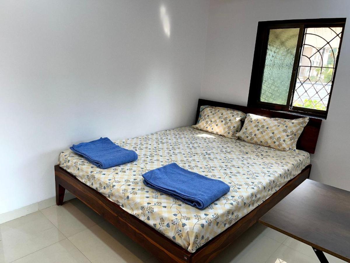 Gayatri Homestay Ratnāgiri 外观 照片