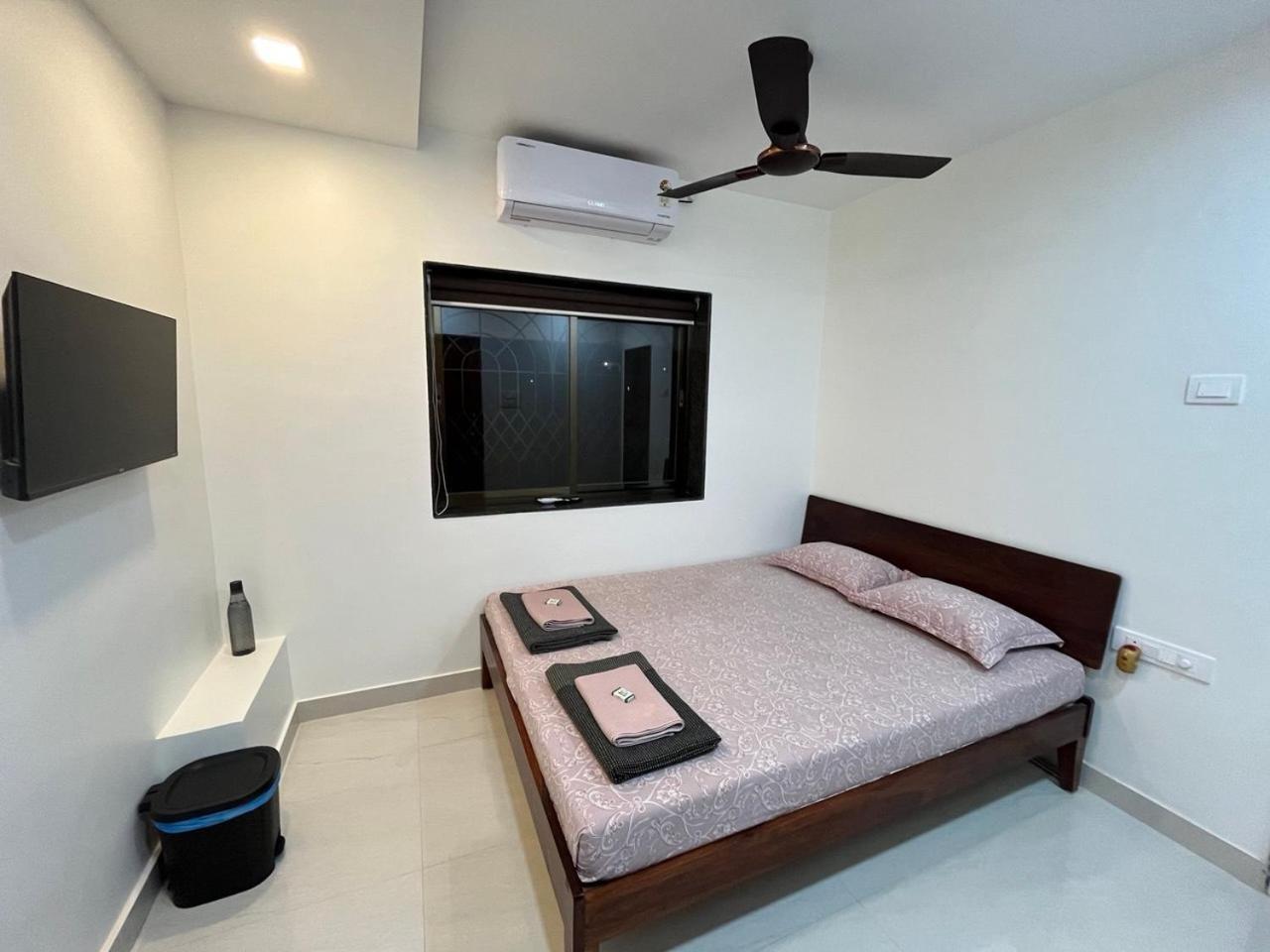 Gayatri Homestay Ratnāgiri 外观 照片