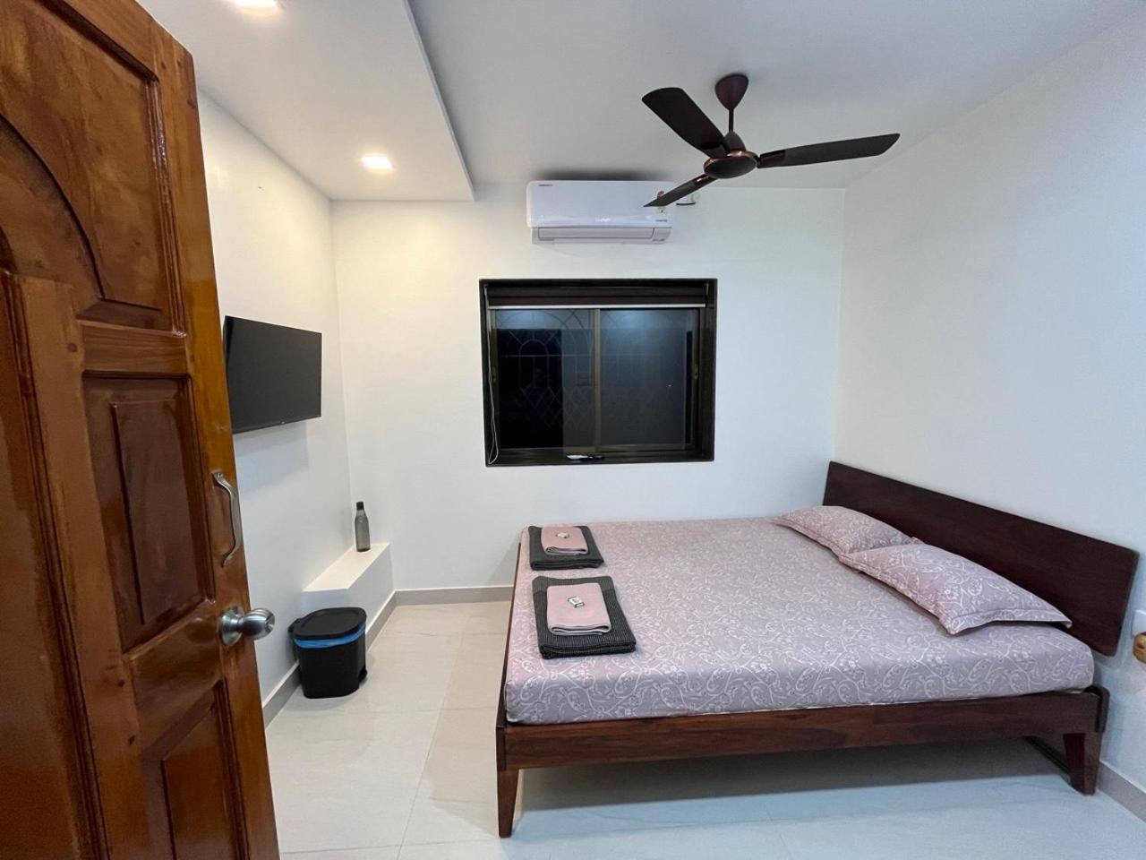 Gayatri Homestay Ratnāgiri 外观 照片